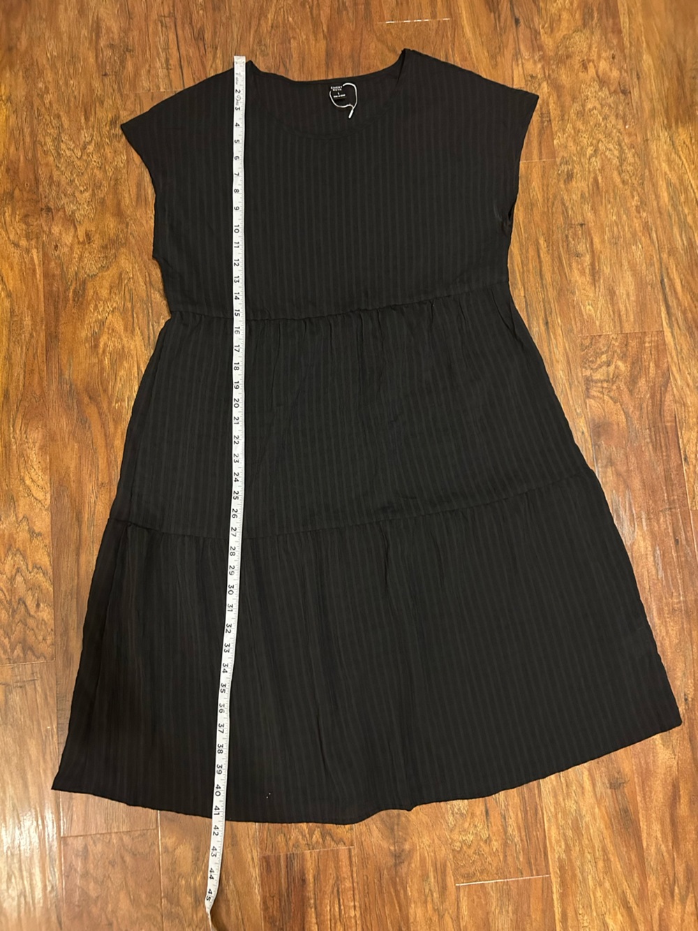 Tiered Black Midi Dress Subtle Texture Little Black Casual Whimsy Goth - Picture 4 of 11